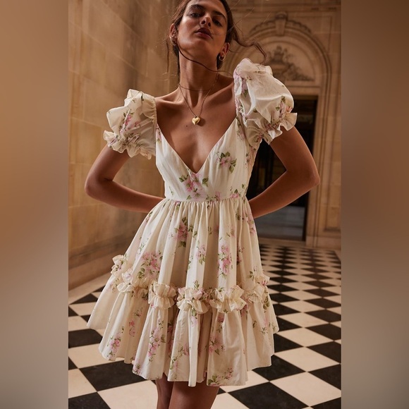 Selkie Dresses & Skirts - NEW Selkie Summer Home Girls Night Out Mini Ruffle Dress Pink Cream Floral | XS